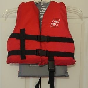 Red water vest child